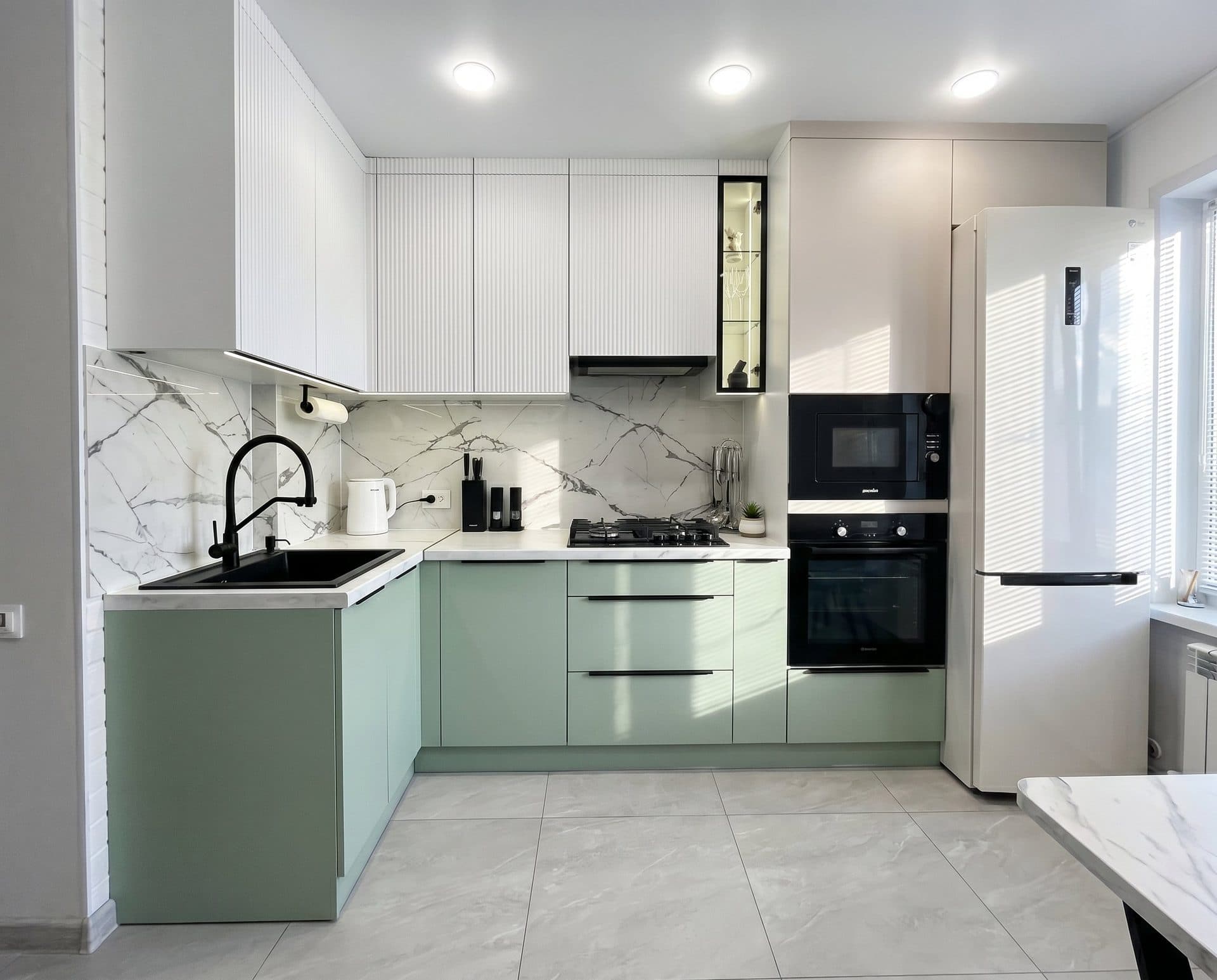 Cuisine vert sauge a facades cannelees